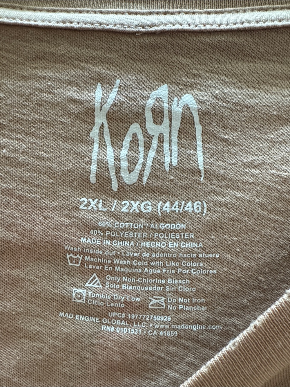 Graphic Short-Sleeve Tee in Dusty Beige with Red Logo - Picture 5 of 5